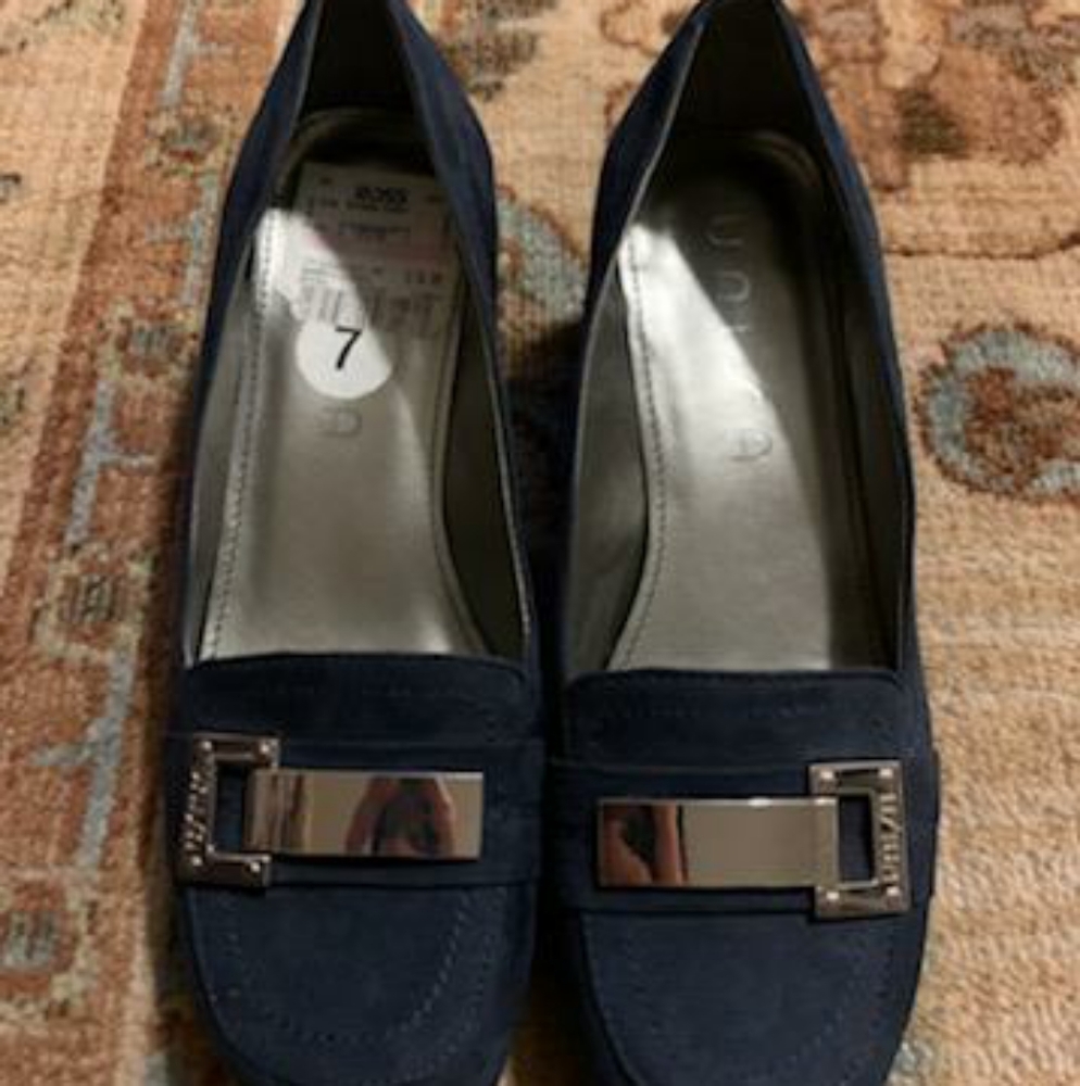 Dress shoes